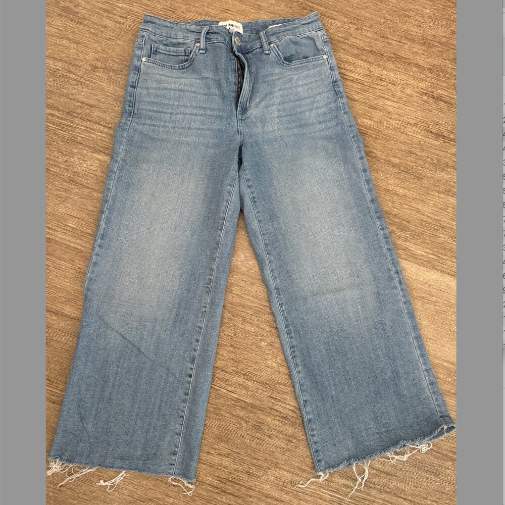 William Rast Jeans Size 27 Blue Light Wash Wide Leg Cropped Distressed Hem